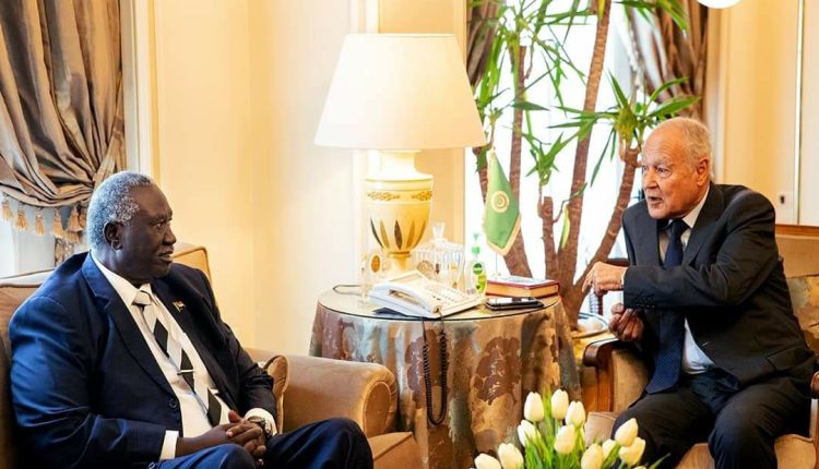 مالك عقار ابو الغيط