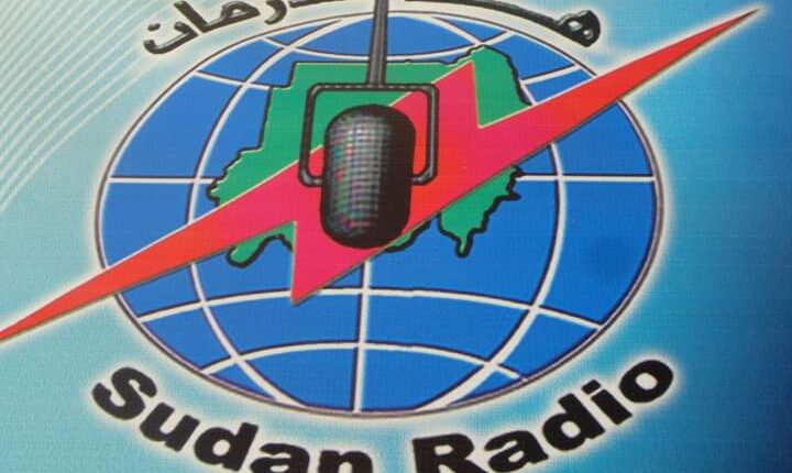 إعلاميون يذرفون الدموع في عيد الإذاعة !!