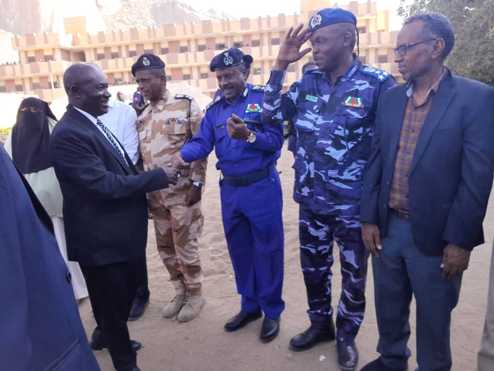 وزارة الداخلية سند لفاقدي السند .. والشرطة عين ساهرة ويد أمينة وقلب رحيم