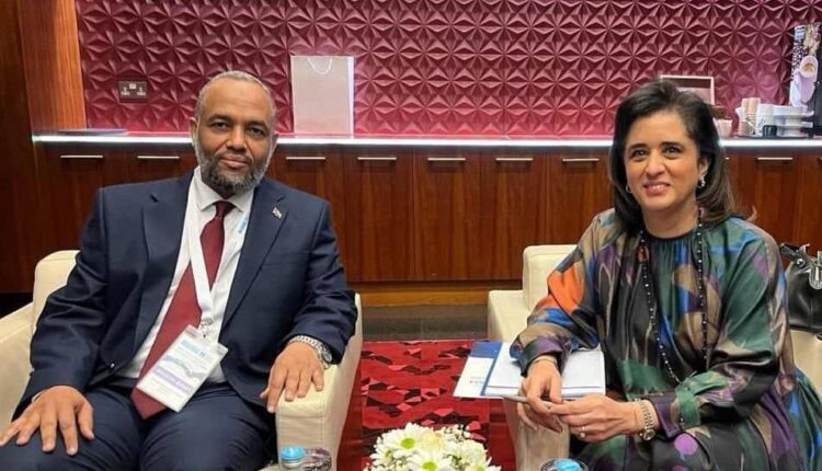 وزير الصحة: يزور الدوحة ويناقش مع نظيرته القطرية تمويل المشاريع الصحية المتفق عليها.