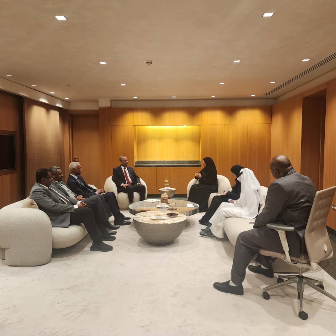 وزير الصحة: يزور الدوحة ويناقش مع نظيرته القطرية تمويل المشاريع الصحية المتفق عليها.