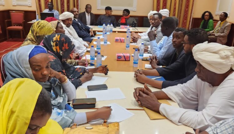 قوى المجتمع المدني تجتمع بالآلية الرفيعة وتدين سكوت الاتحاد الأفريقي على فظائع المليشيا  