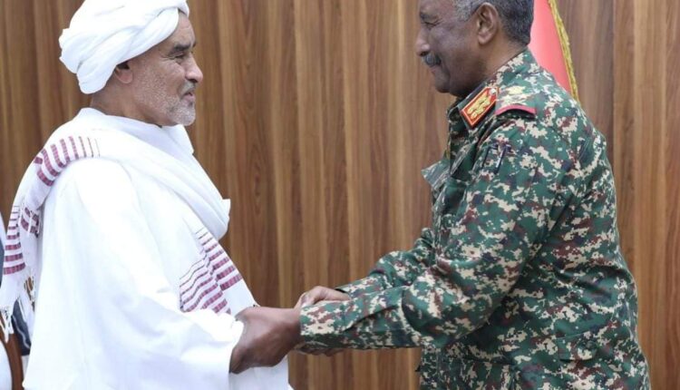 رئيس مجلس السيادة القائد العام للقوات المسلحة يلتقي وفد نهر النيل