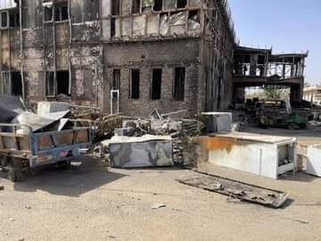 الجمهورية نيوز تكشف الاستديوهات المدمرة داخل الاذاعة