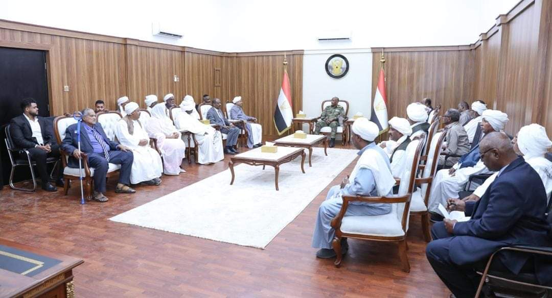 الحزب الإتحادي الديمقراطي الأصل يهنئ البرهان بإنتصارات الجيش 