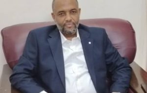 وزير الصحة في القاهرة…لقاء مهم مع السفير السوداني