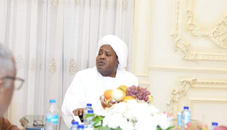 الهلال يرفض استقالة الفريق يحي محمد خير