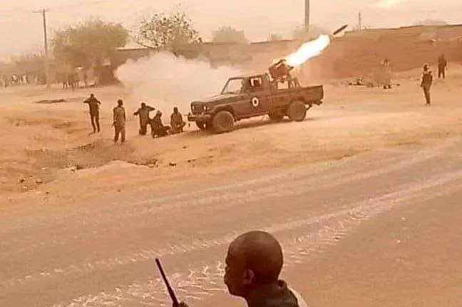 الهجانه تصد هجوما للمليشيا على الأبيض