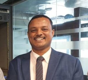 (البلدوزر )..الرحيل خلسة ..! محمد إدريس 