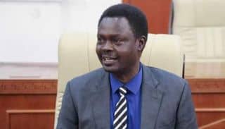 *وصفه بـ”العمل الإرهابي مناوي يدين الهجوم على إفطار “البراء”*