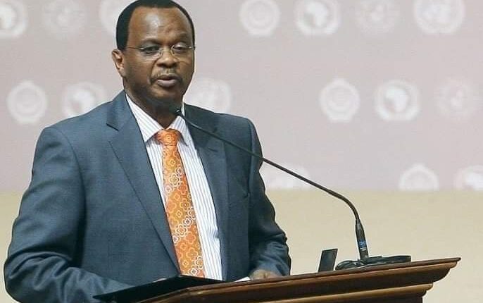 التجاني سيسي يكشف أسباب مشاركته في مؤتمر باريس