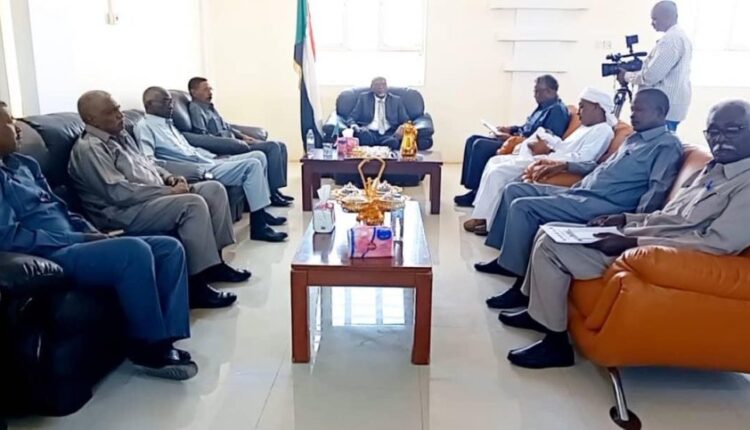 كرتكيلا يلتقي بولاة الولايات الجدد في كسلا