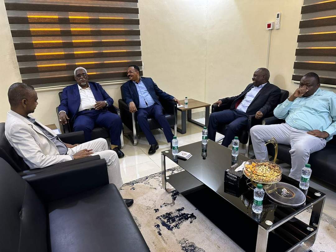 الموارد المعدنية تبحث قضايا التعدين مع ولاية نهر النيل