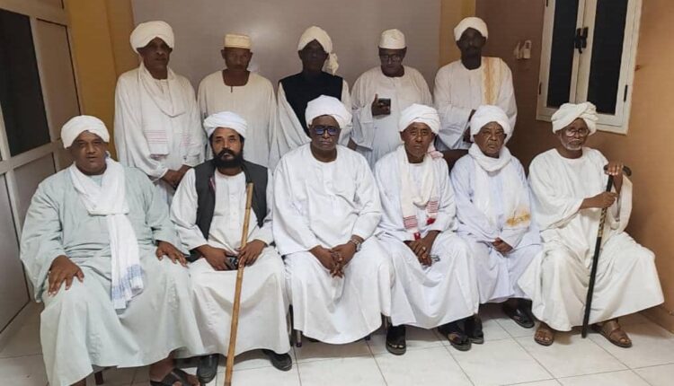 وفد من نظارة الحسانية والحسنات وإمارة الكواهلة بالنيل الأبيض يصل بورتسودان 