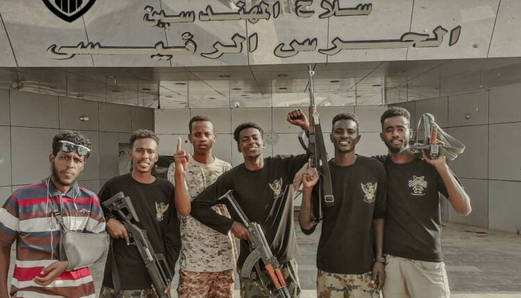 غاضبون بلاحدود نعمل تحت مظلة الجيش ولا تمليش مرة أخرى