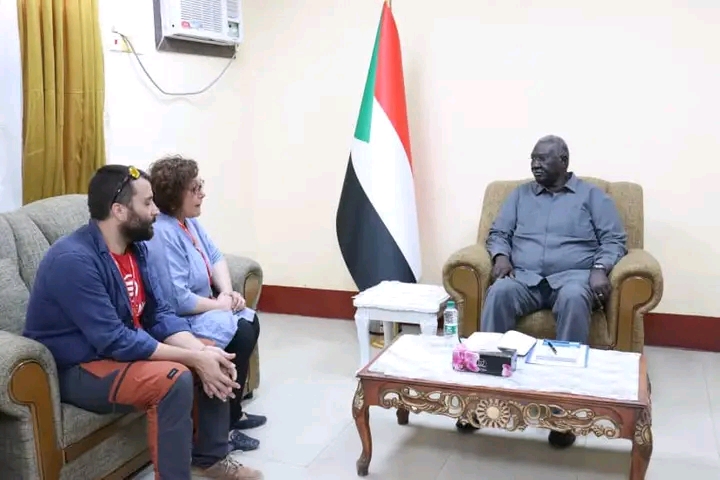 عقار يلتقي رئيسة منظمة الطوارئ الإيطالية