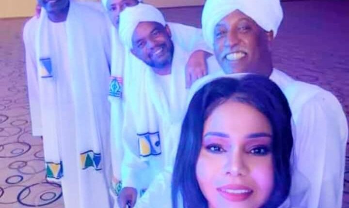 أوبريت ضخم لفنانين معروفين داخل الوسط الفني