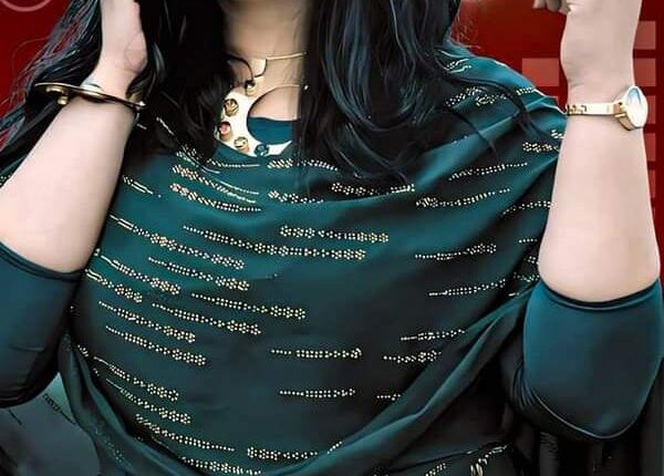 أفراح عصام تقدم حفلات جماهيرية