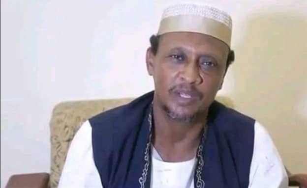 الدرامي عبدالله عبد السلام الشهير بـ (فضيل) على طاولة حوار الجمهورية!  لا مجال عندى للإحباط الإحباط يعطل المشاريع ولن يحل مشكلة