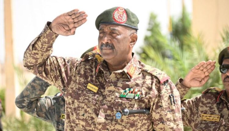 البرهان يعد بإفتتاح مشروع الجزيرة