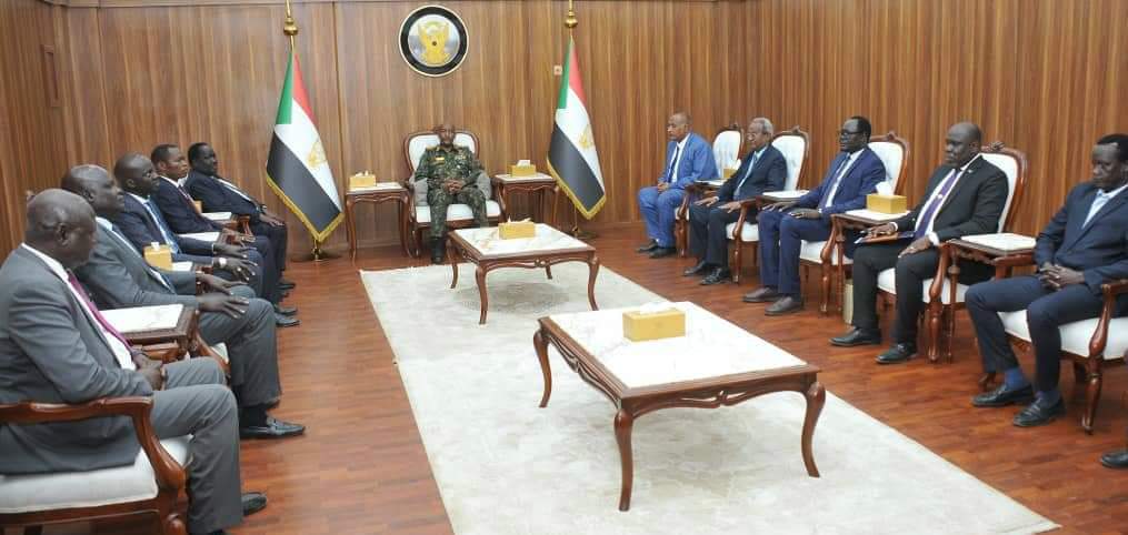 الجمهورية نيوز تكشف تفاصيل رسالة سلفاكير لـ "البرهان" 