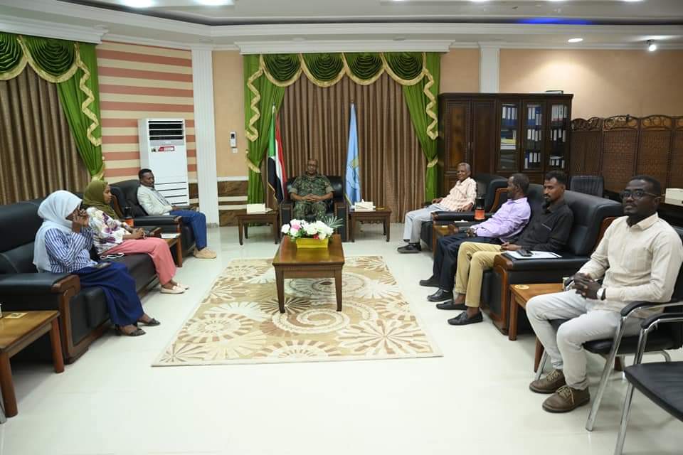 والي البحر الأحمر يؤكد دعمه لرابطه الصحافة الإلكترونية 