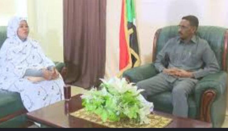 والي كسلا يطلع علي مجمل الأوضاع بجامعة كسلا