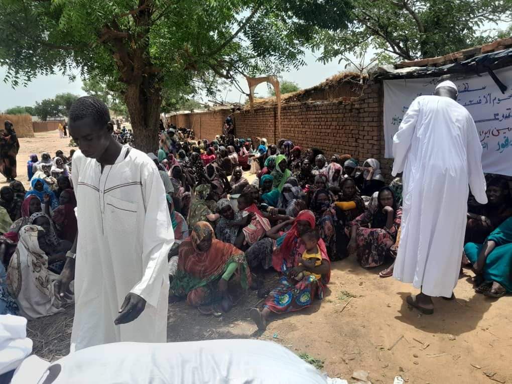 سلطنة دارفور توزع أضاحي العيد بمجكر بوسط دارفور 