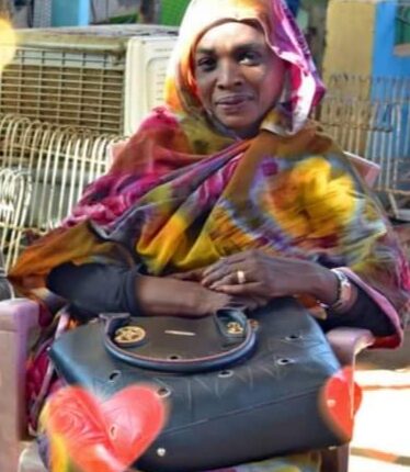 وفاة صحفية سودانية بلدغة ثعبان