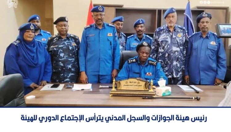 الشرطة تتجه لفتح نوافذ جديدة لإستخراج الجوازات 